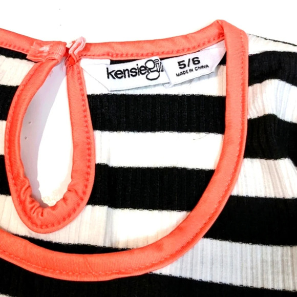 Girl's Striped Knit Jumpsuits - Picture 7 of 8